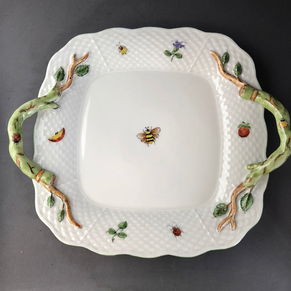 7375 BEE  tray with twig handles