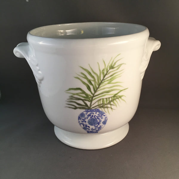 6418- cache pot chinese vase with palm frond