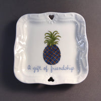 4007-TRAY gift of friendship pineapple